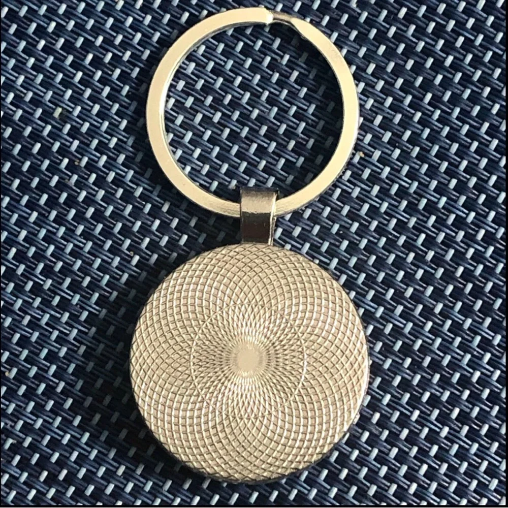 M GRATEFUL DEAD Keychains KEEP ON TRUCKIN’ Keychain - Custom Made Buyitwhenfound